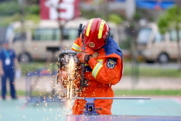 赣州消防举行比武竞赛