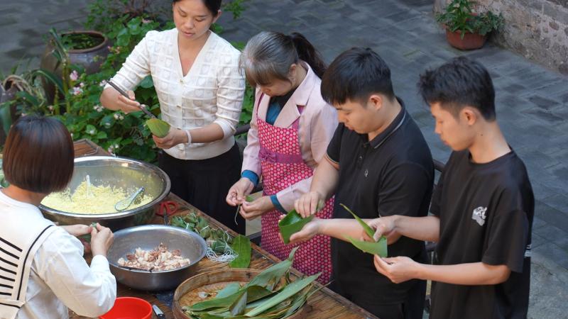 箬叶裹就客家味 四角粽香话安康
