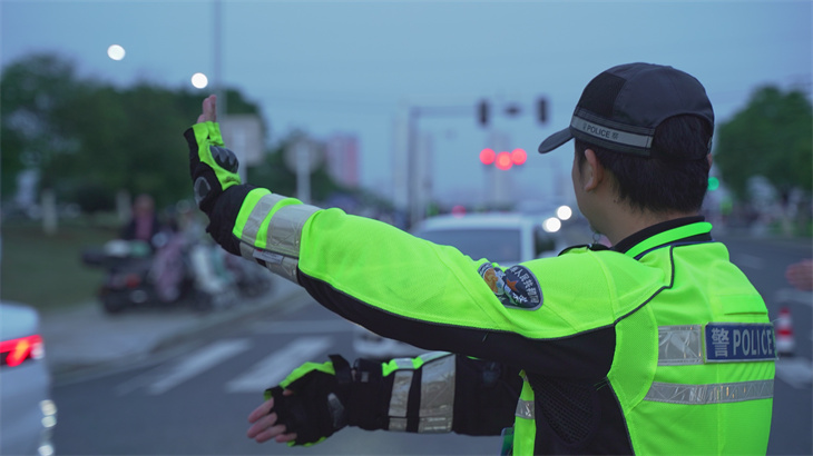护航赣超 平安同行