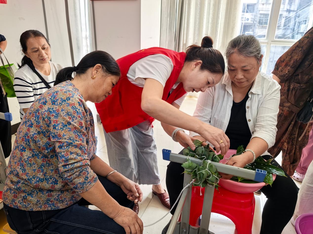 粽香迎端午 防非护平安